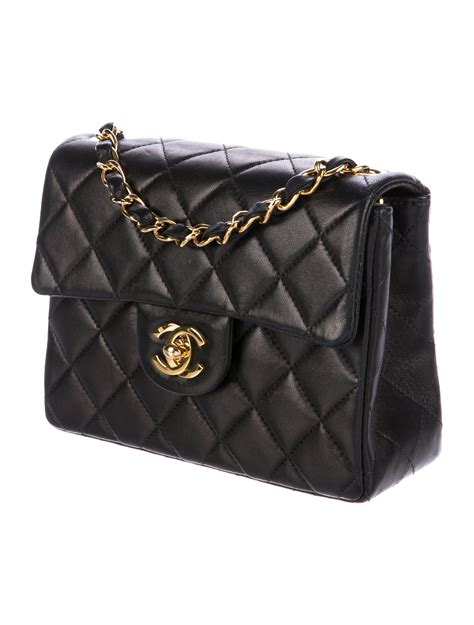 small vs classic chanel|chanel small classic handbag price.